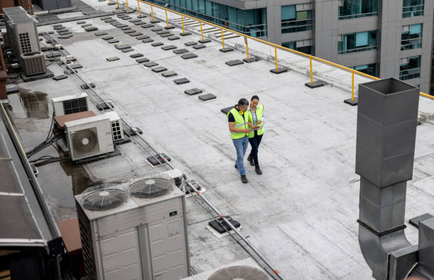 Best Emergency Roof Repair Services  in Oakes, ND
